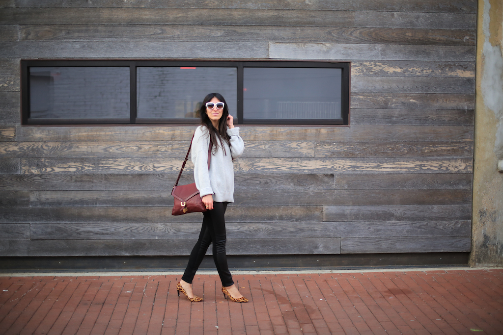 Combo leather/denim pants look cool but casual - you can wear them with blouses, blazers, tee-shirts or chunky sweaters. Add a pair of patterned heels for an extra pop of punch!