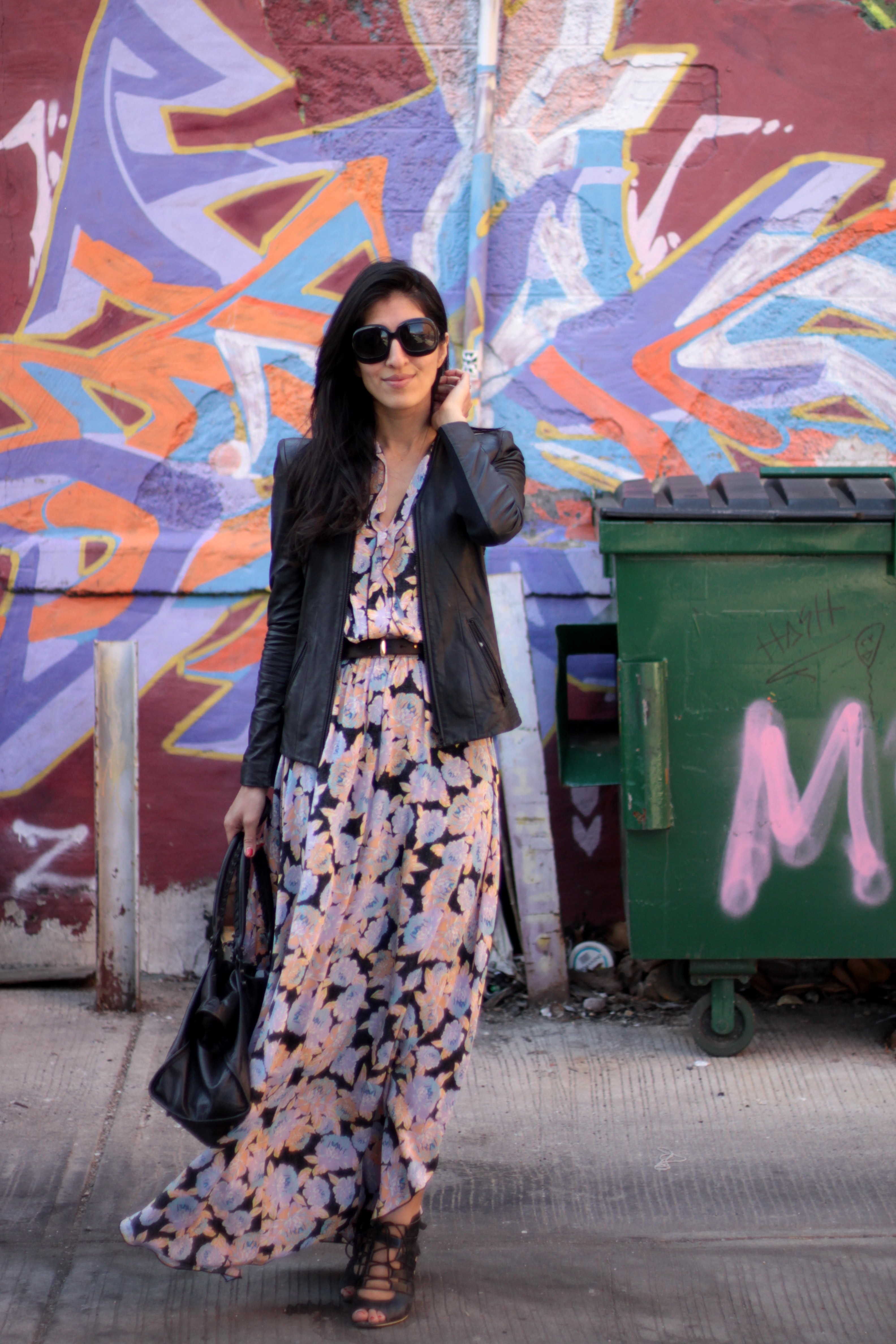 Feeling VERY "Devil Wears Prada" here with the pastel florals against an urban landscape :D
