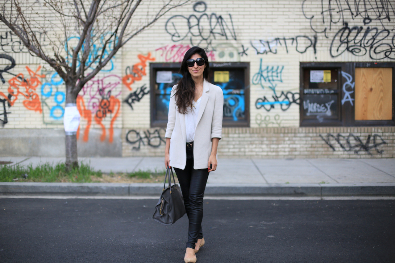 Daytime boyfriend blazer in a neutral nude tone paired with a pair of suede camel pointy-toe flats... Alternatively, you could wear a colorful shoe or carry a bright bag to make this look a bit more spring-like!