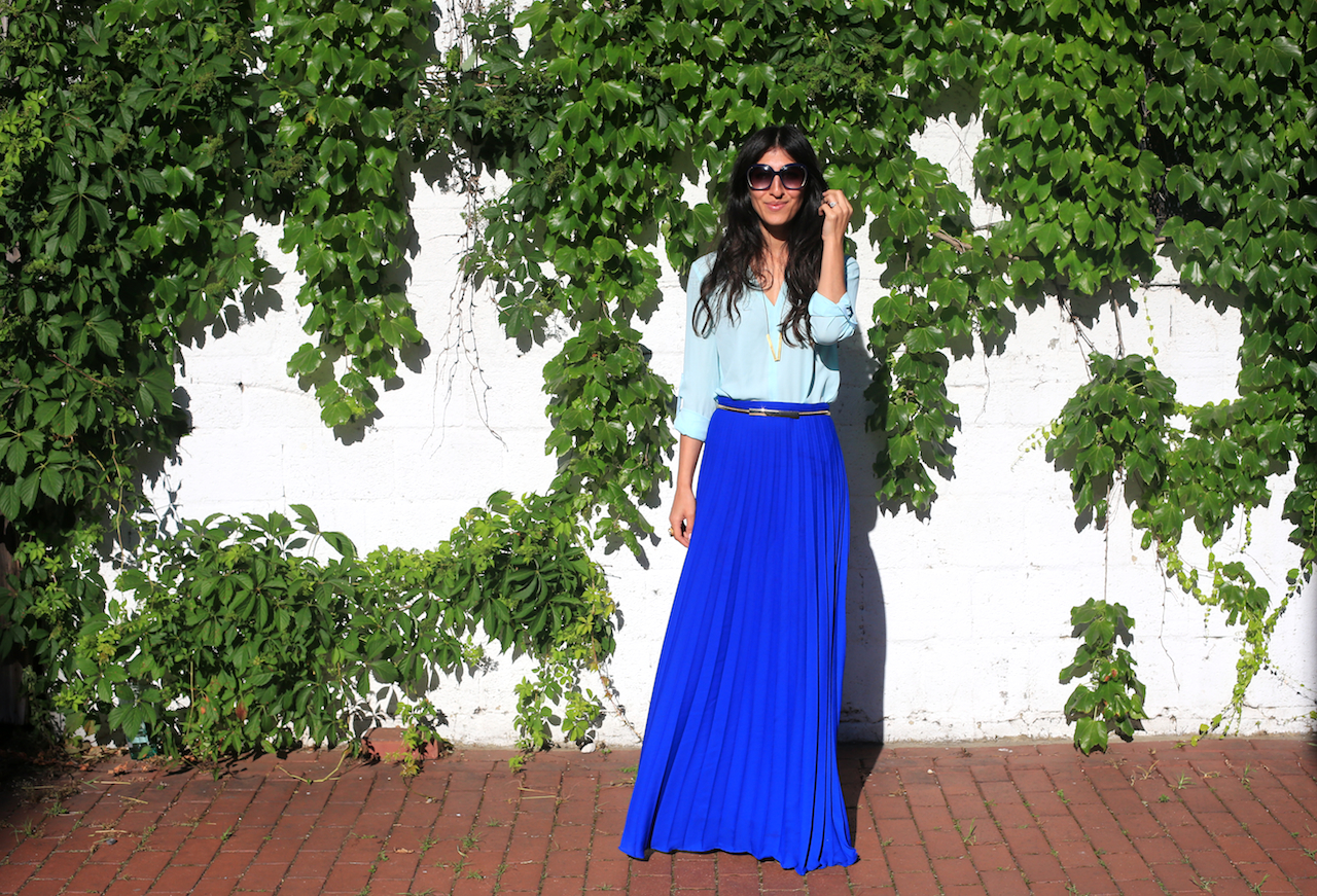 blue skirt ivy wall face-forward